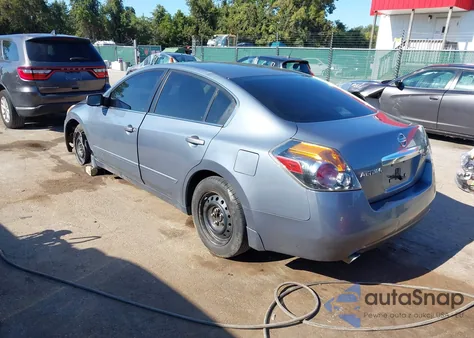 2011 Nissan Altima 2.5 S z USA, uszkodzony, nr VIN 1N4AL2AP4BN433660